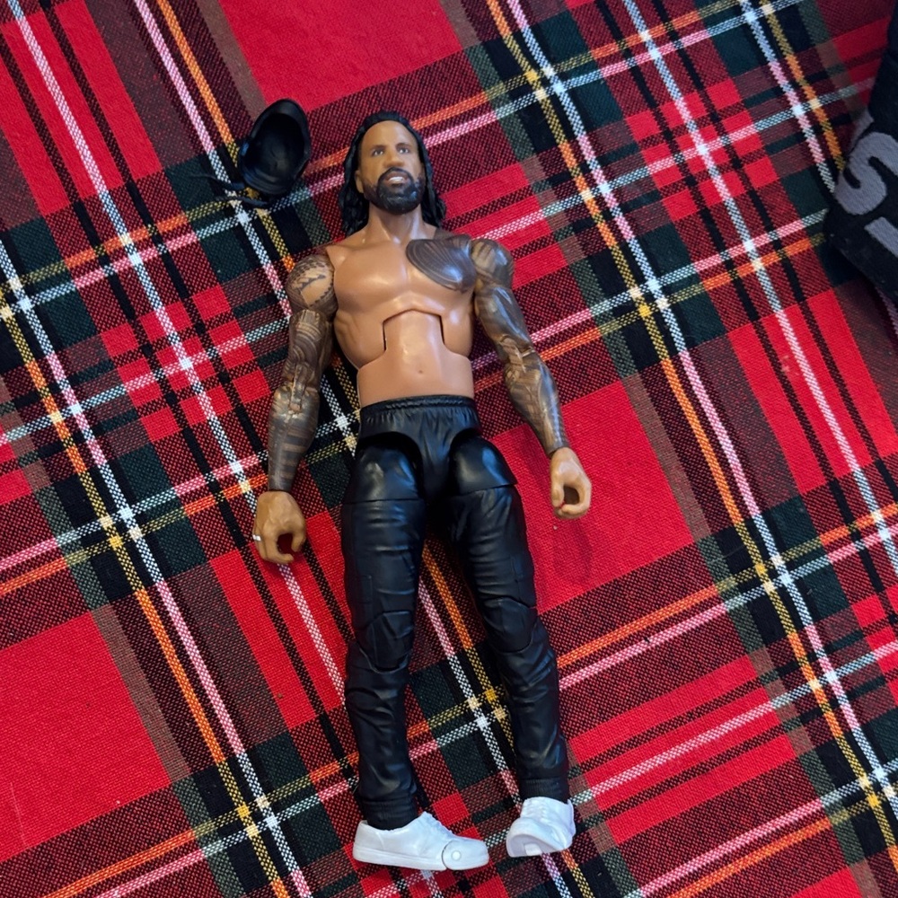 Jimmy uso legs are loose